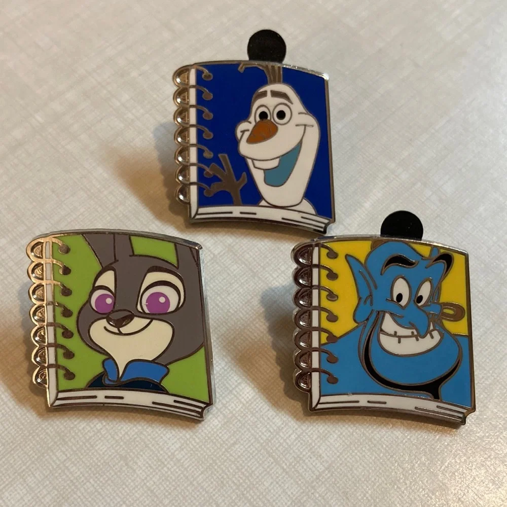 Disney Trading Pins- Notebooks, 7 Dwarfs etc. set of 6